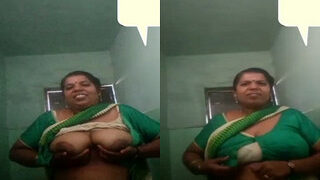 Mallu Bhabhi Shows Big Boobs | Indian MMS