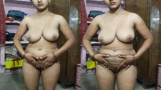 Horny Desi Bhabhi Shows Her Nude Body | Indian MMS