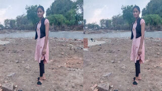 Desi Village Girl Shows Her Boobs And Pussy Part 3 | Indian MMS