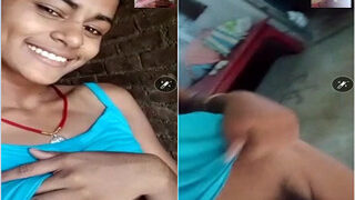 Desi Village Girl Shows Her Boobs And Pussy | Indian MMS