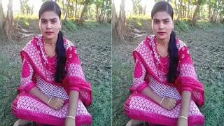 Desi Village Bhabhi Shows Her Boobs And Pussy Part 1 | Indian MMS