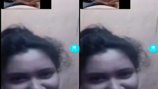 Desi Village Bhabhi Shows Her Big Boobs On VC | Indian MMS