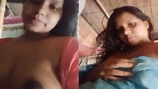 Desi Bhabhi Shows Her Big Boobs | Indian MMS