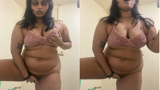 Desi Horny Girl Fingering | Indian MMS