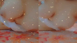 Sexy Girl Shows Boobs | Indian MMS