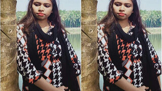 Desi Village Girl Shows Her Boobs On VC Part 2 | Indian MMS