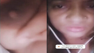 Sexy Desi Girl Shows Her Boobs On VC | Indian MMS