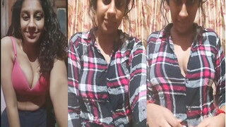 Cute Desi Girl Shows Boobs | Indian MMS