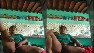 Punjabi Bhabhi Masturbating | Indian MMS