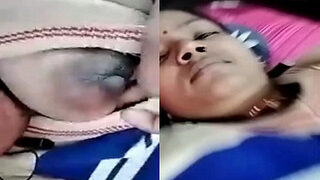 Desi Bhabhi Shows Boobs And Pussy On VC | Indian MMS