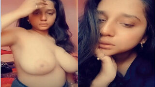 Cute Desi Girl Shows Big Boobs | Indian MMS