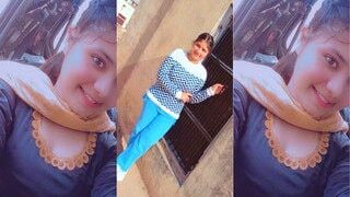 Desi Vlg Girl Play With Her Boobs | Indian MMS