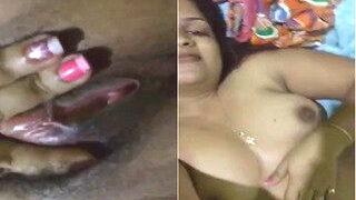 Horny Desi Girl Shows Her Wet Pussy | Indian MMS