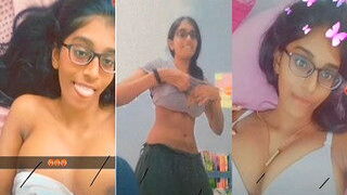 Sexy Tamil Girl Shows Boobs | Indian MMS