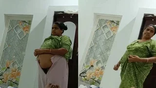 Desi Bhabhi Pussy Video Record | Indian MMS