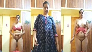 Sexy Desi Girl Shows Nude Body Part 1 | Indian MMS