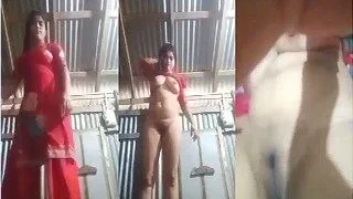Sexy Desi Girl Shows Nude Body | Indian MMS
