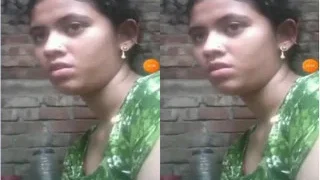 Desi Vlg Girl Shows Boobs | Indian MMS