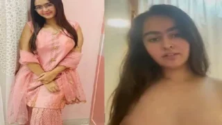 Cute Girl Removing Bra And Topless New Sex MMS | Indian MMS