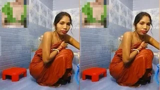 Desi Bhabhi Shows Bathing On VC | Indian MMS