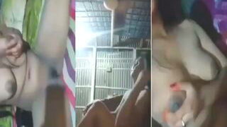 Desi Vlg GIrl Shows Nude Body | Indian MMS