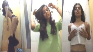 Cute Desi Slim Girl Shows For Lover | Indian MMS