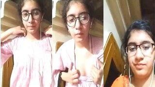 Horny Desi Girl Fingering Part 2 | Indian MMS